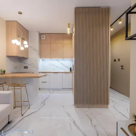 Vipwarsawapartments Zircon Mennica Varsó