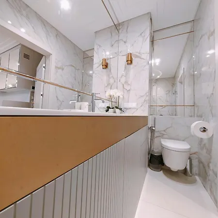 Apartman Vipwarsawapartments Zircon Mennica