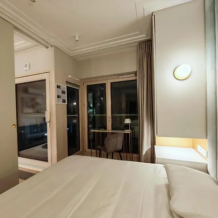 Vipwarsawapartments Zircon Mennica