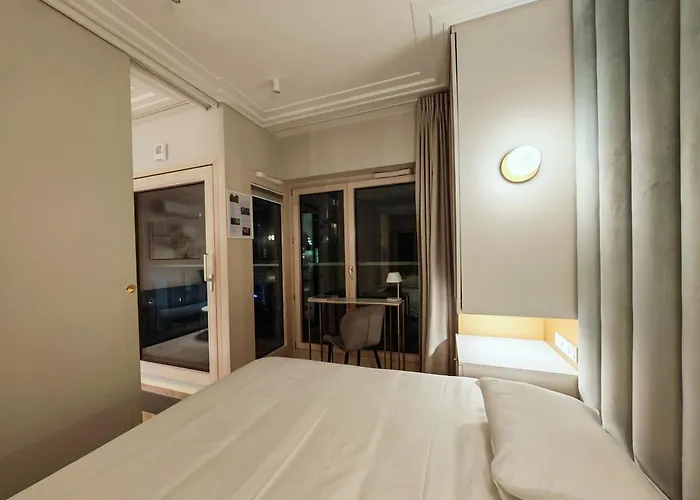 Vipwarsawapartments Zircon Mennica