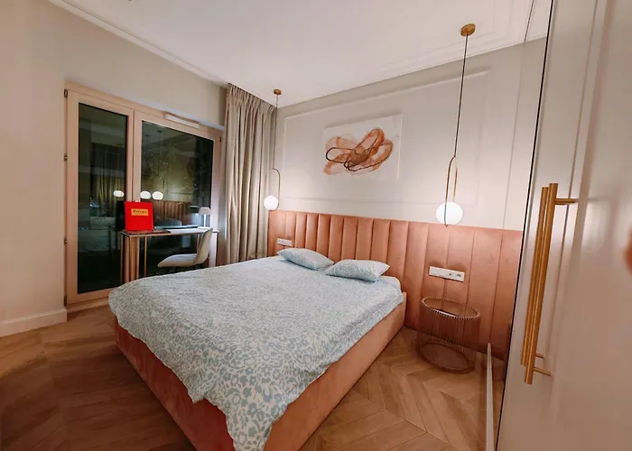 Vipwarsawapartments Zircon Mennica Apartman