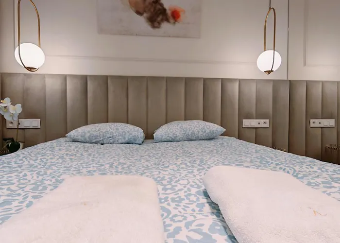 Vipwarsawapartments Zircon Mennica Varsó