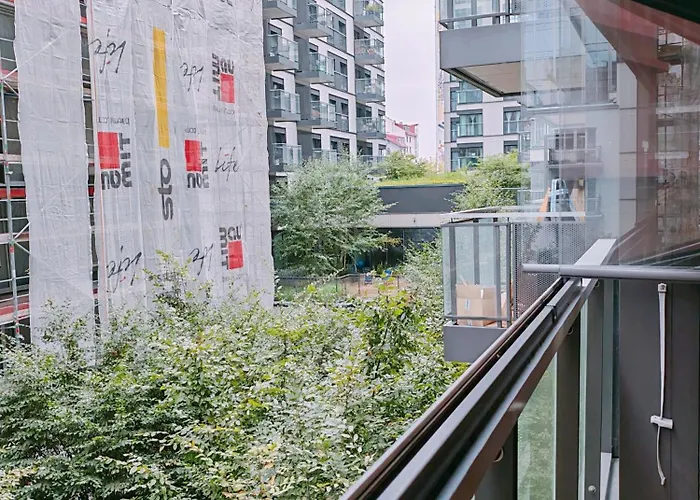 Vipwarsawapartments Zircon Mennica * Varsó