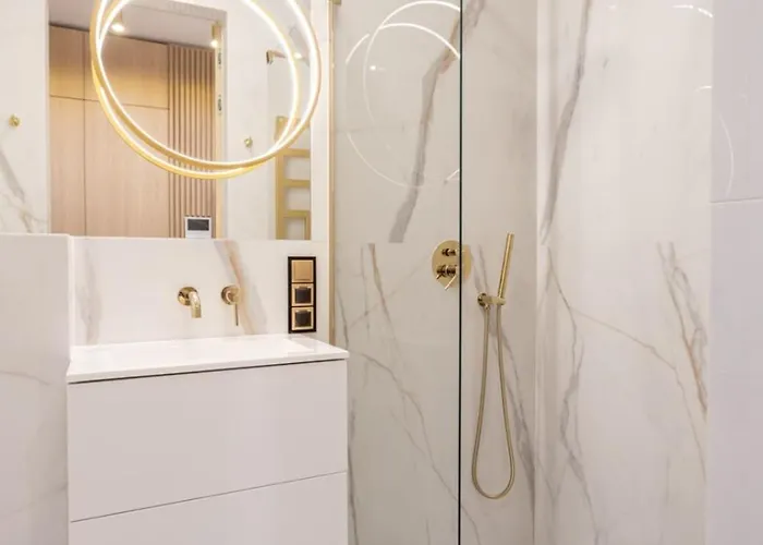 Vipwarsawapartments Zircon Mennica Varsó