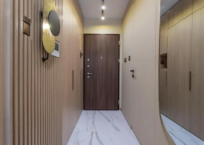 Vipwarsawapartments Zircon Mennica * Varsó