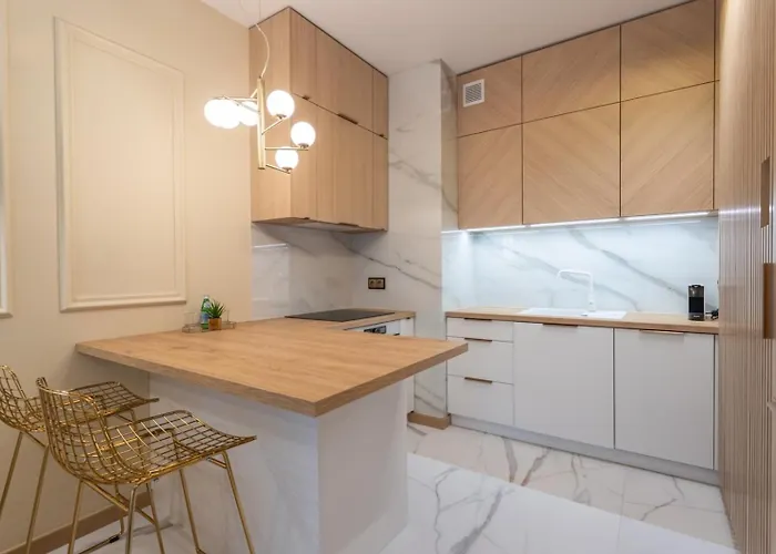 Vipwarsawapartments Zircon Mennica Apartman Varsó