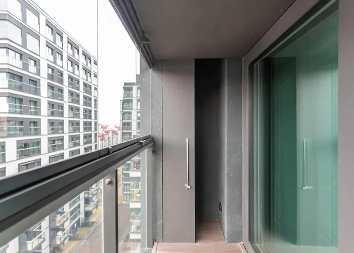 Vipwarsawapartments Zircon Mennica *